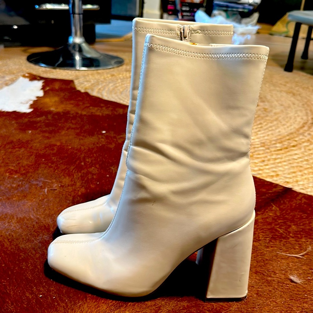 Faux leather retro boots